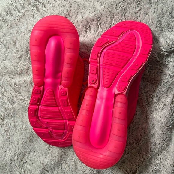 Shoes - PIink air max women’s 9